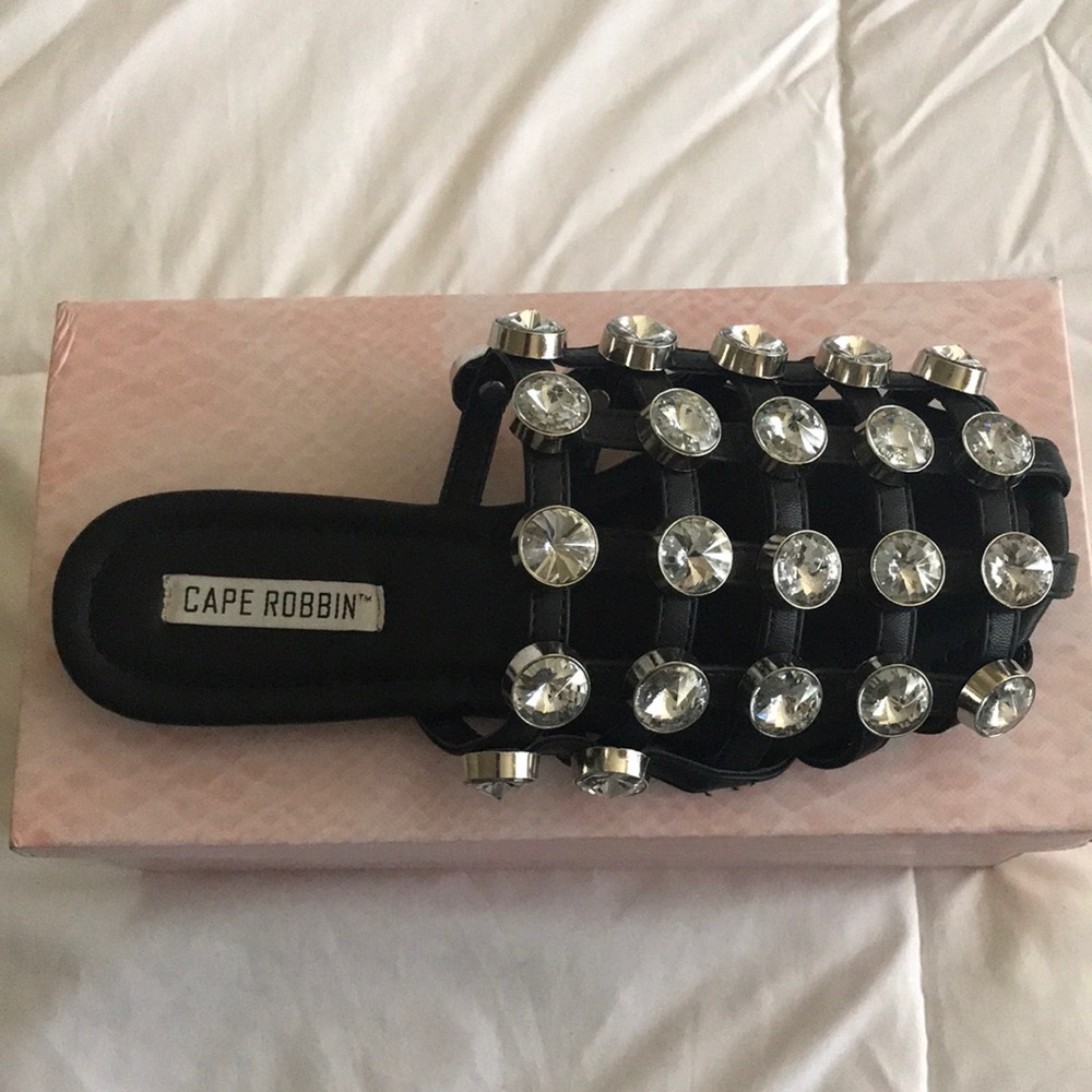 Cape Robbin Embellished Slides